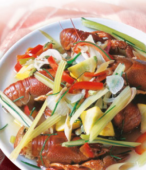 Rivierkreeftjes in eigen kookvocht met groenten