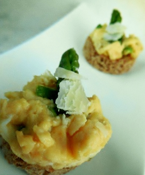 Omelette  met groene asperges en kaas