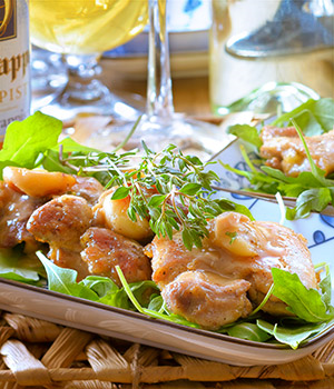 Malse kip met knoflookjus