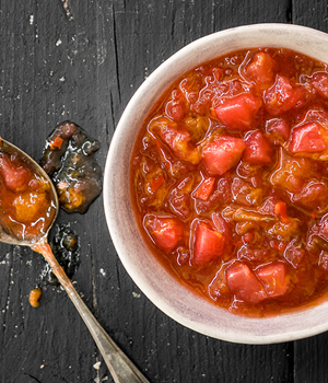 Pittige appel-pruimen chutney 