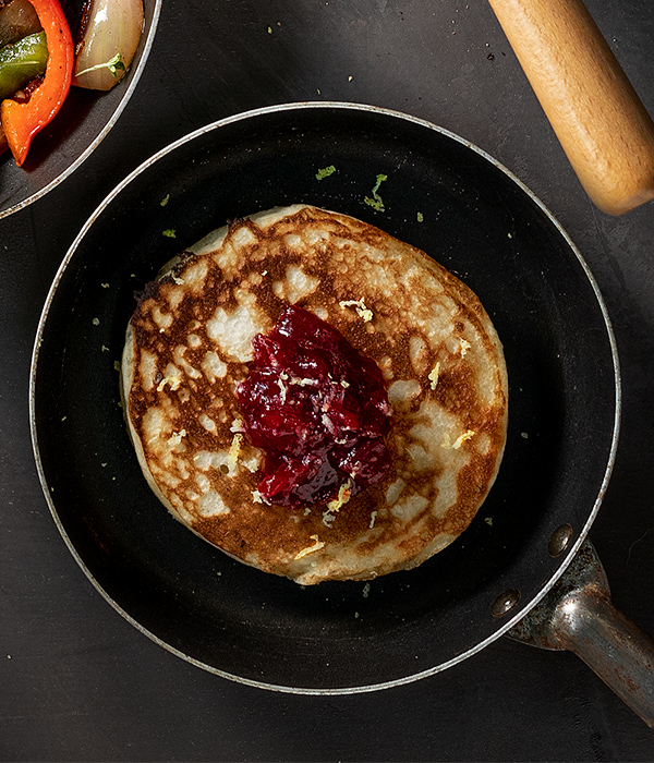 American pancakes met citroen en cranberrycompote Gourmet