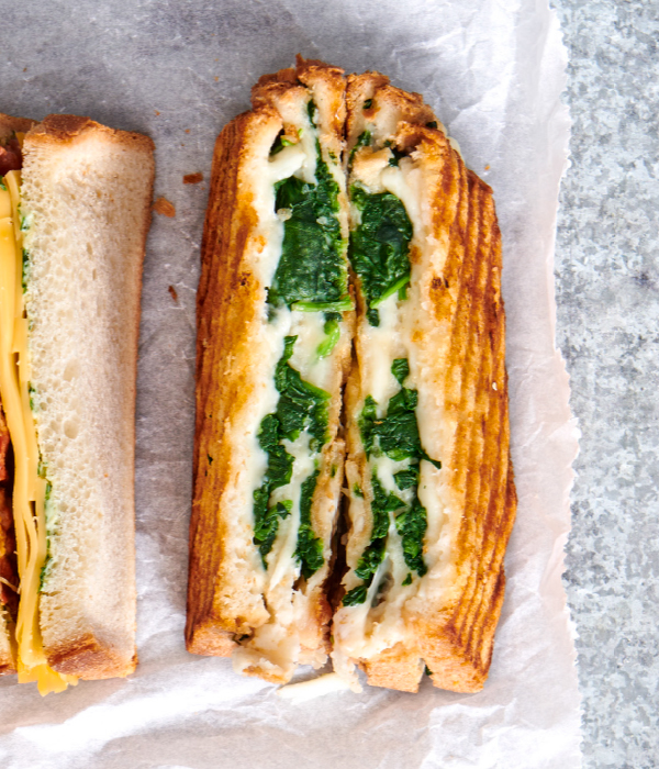 Triple tosti  mozzarella- spinazie 