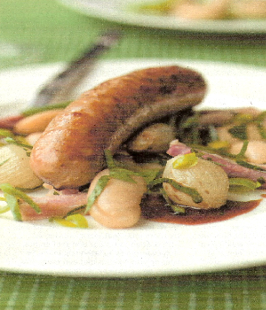 Kalfsworst met gestoofde prei en witte bonen