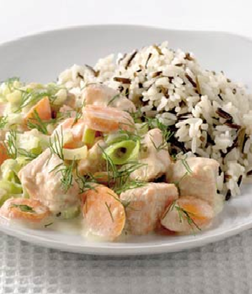 Stoofpot van zalm en groenten