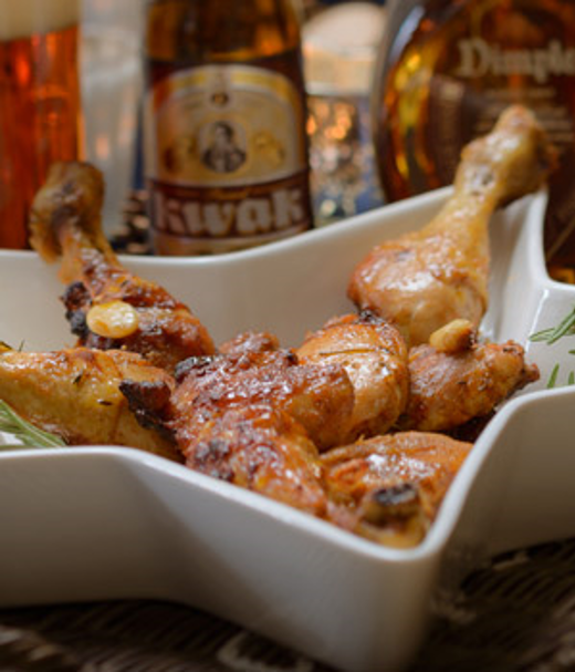 Feestelijke kip met knoflook en rozemarijn