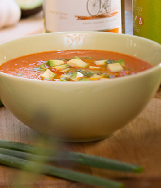 Gazpacho soep met avocado