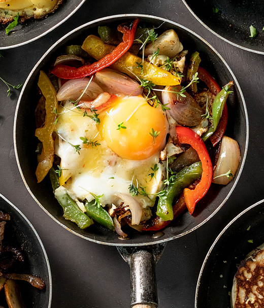 Paprika en sjalot  met ei en cress Gourmet