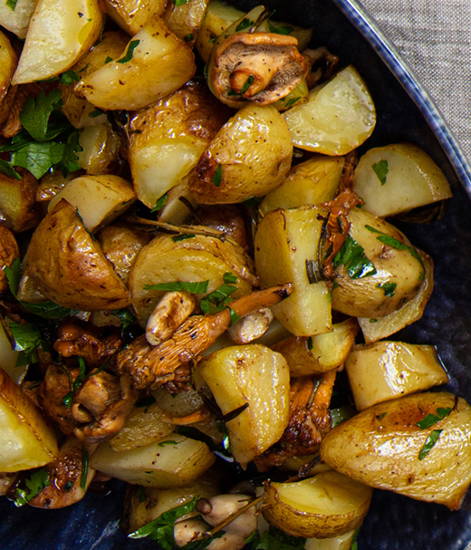 Geroosterde aardappels met wilde paddenstoelen 
