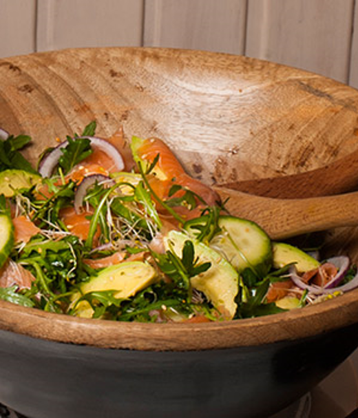 Gerookte zalmsalade met een oosters tintje