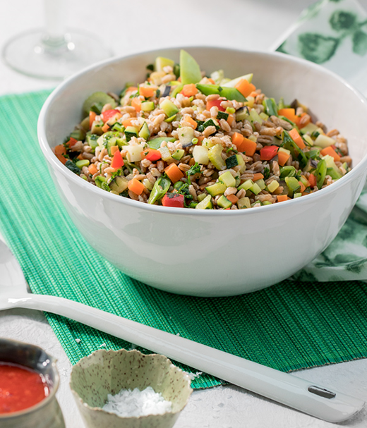 Speltsalade met appel en paprikasaus