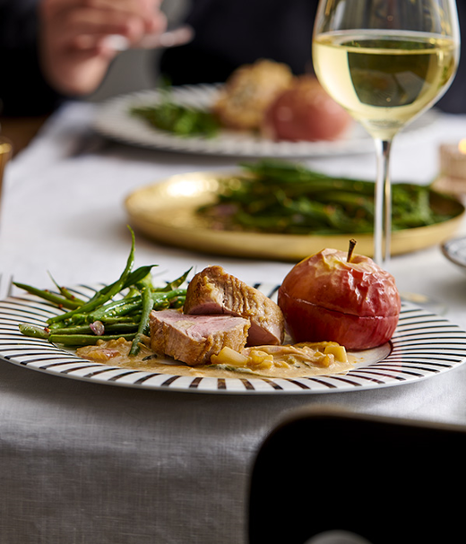 Varkenshaas met appel en Calvados-jus